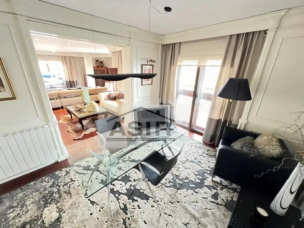 Flat for rent in Plaza Major, Centre
