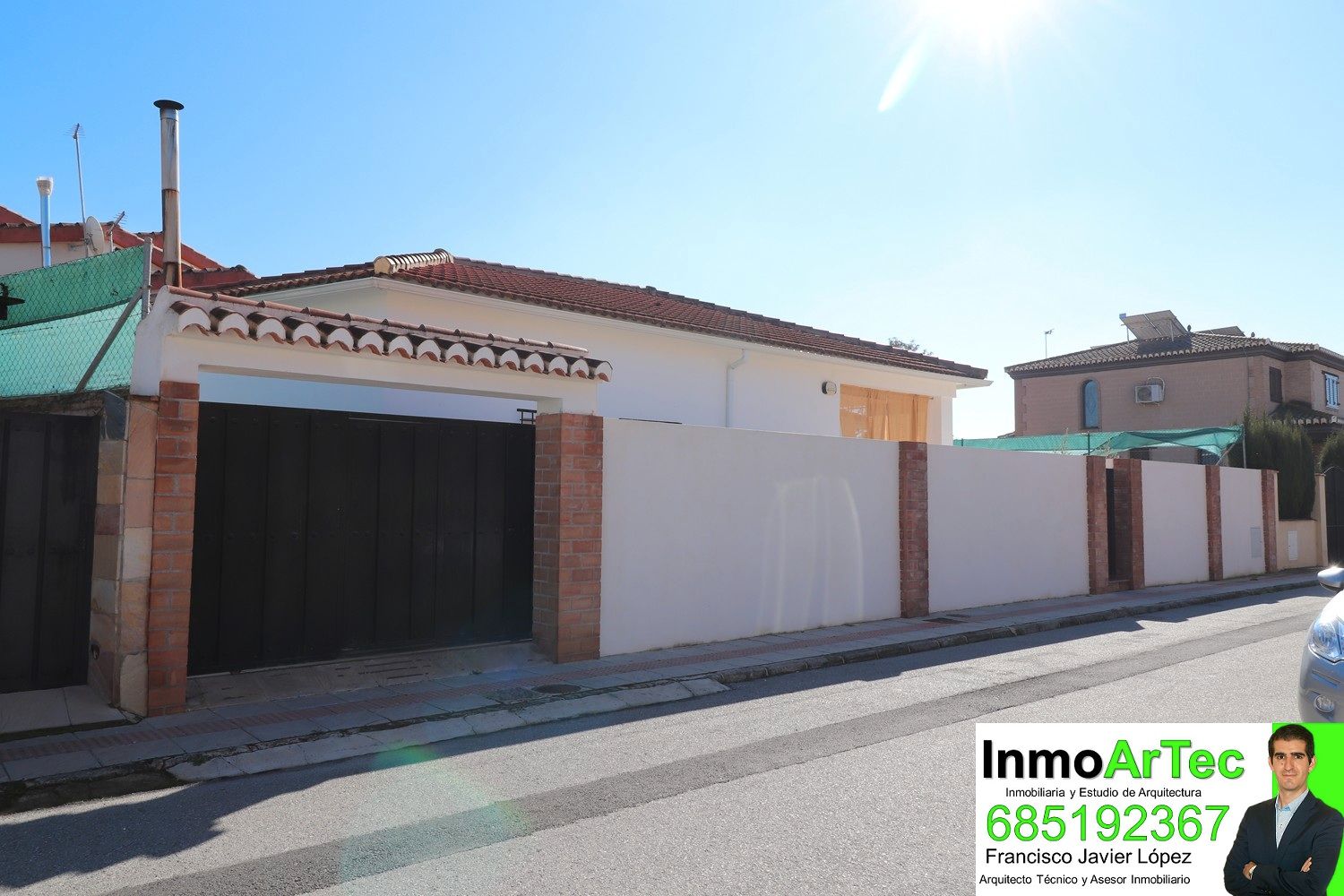 Exterior view of House or chalet for sale in Fuente Vaqueros  with Swimming Pool and Furnished