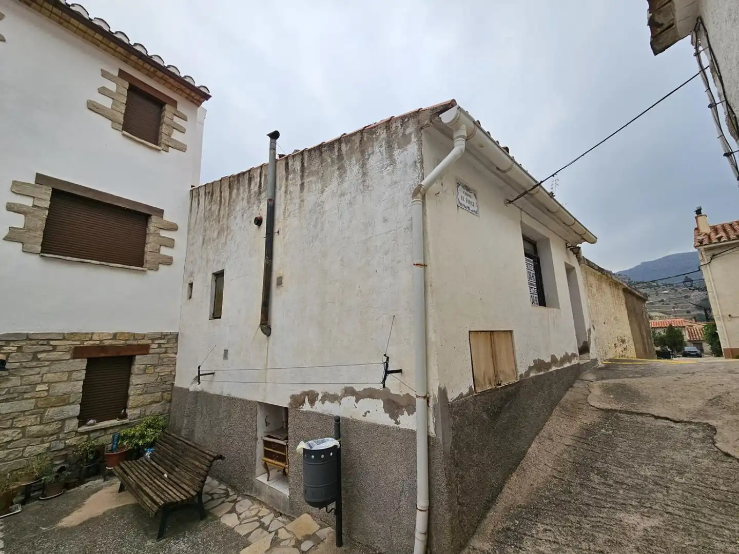 Vista exterior de Casa o chalet en venta en Chodos / Xodos con Calefacción, Trastero y Amueblado