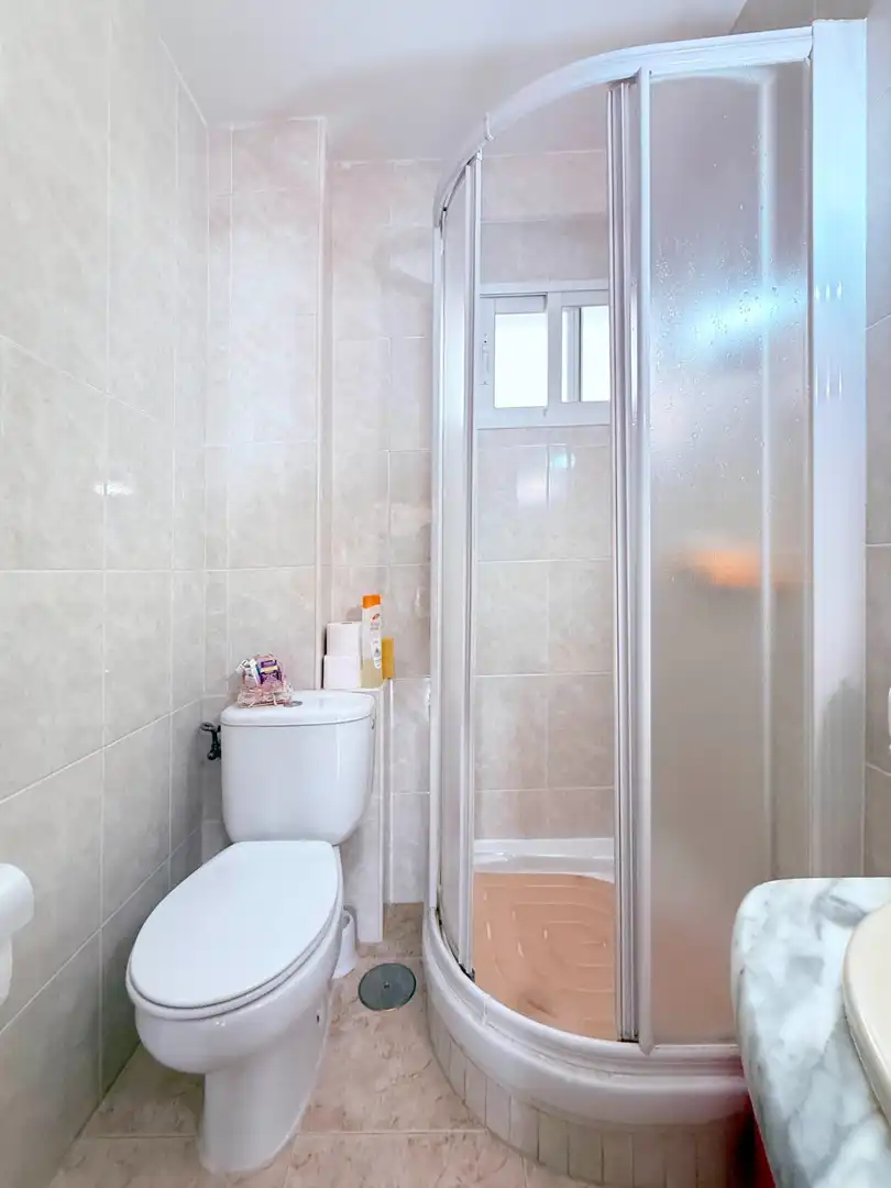 Baño de Piso en venta en Móstoles con Aire acondicionado, Calefacción y Terraza