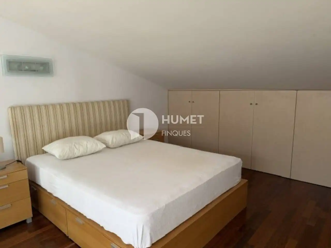 Habitación de Dúplex en venta en Sant Cugat del Vallès con Aire acondicionado, Calefacción y Jardín privado