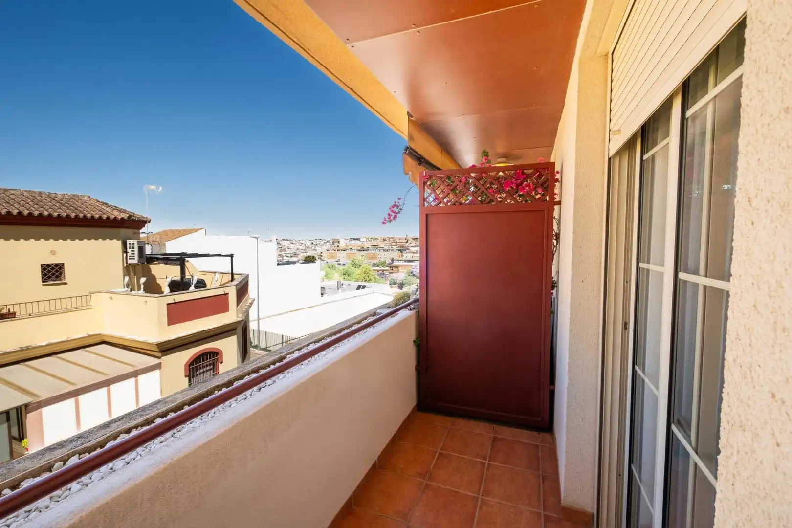 Terraza de Piso en venta en Alcalá de Guadaira con Aire acondicionado, Jardín privado y Terraza