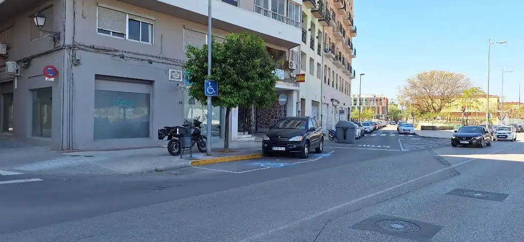 Individual en venta en Casc Urbà, imagen 4