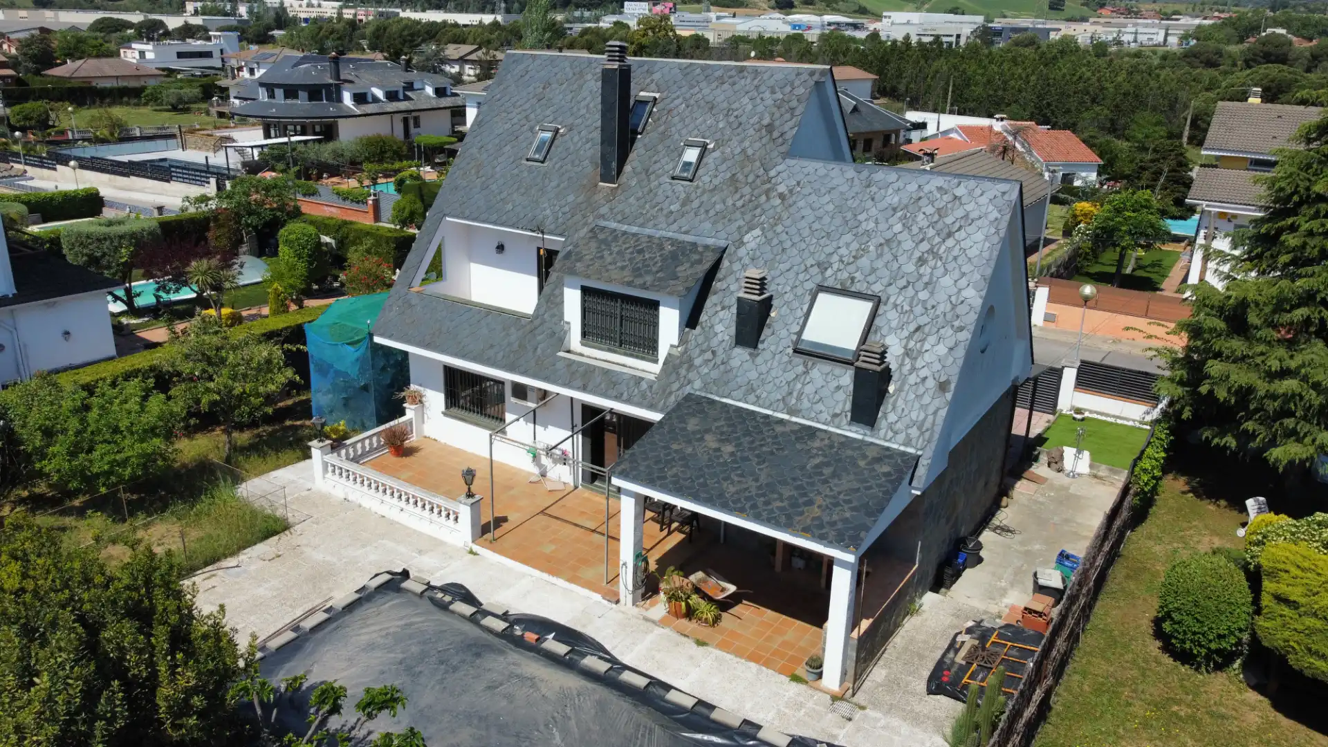 Vista exterior de Casa o chalet en venta en Llinars del Vallès con Aire acondicionado, Calefacción y Terraza