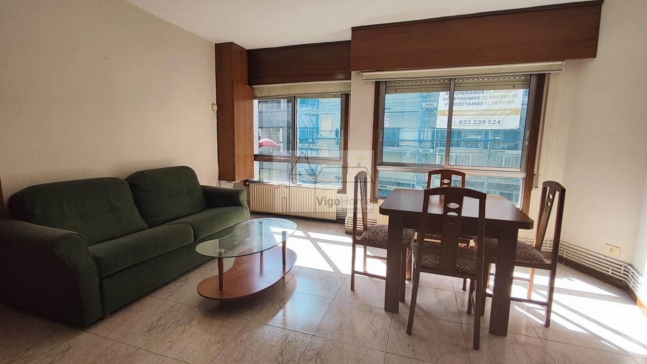 Living room of Duplex to rent in Vigo   with Heating and Furnished