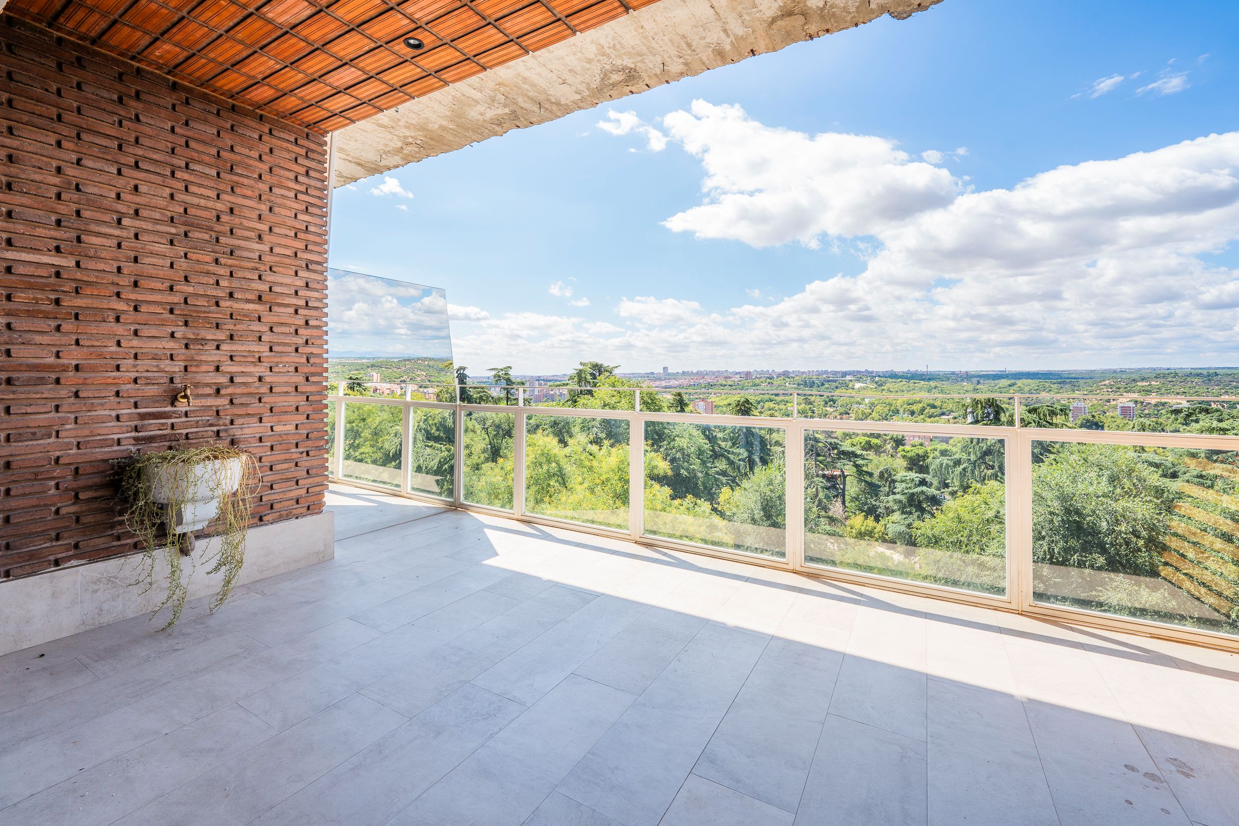 Terraza de Piso en venta en  Madrid Capital con Aire acondicionado, Calefacción y Terraza