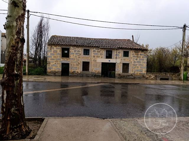 Casa-chalet en Venta en N/A en Muñogalindo