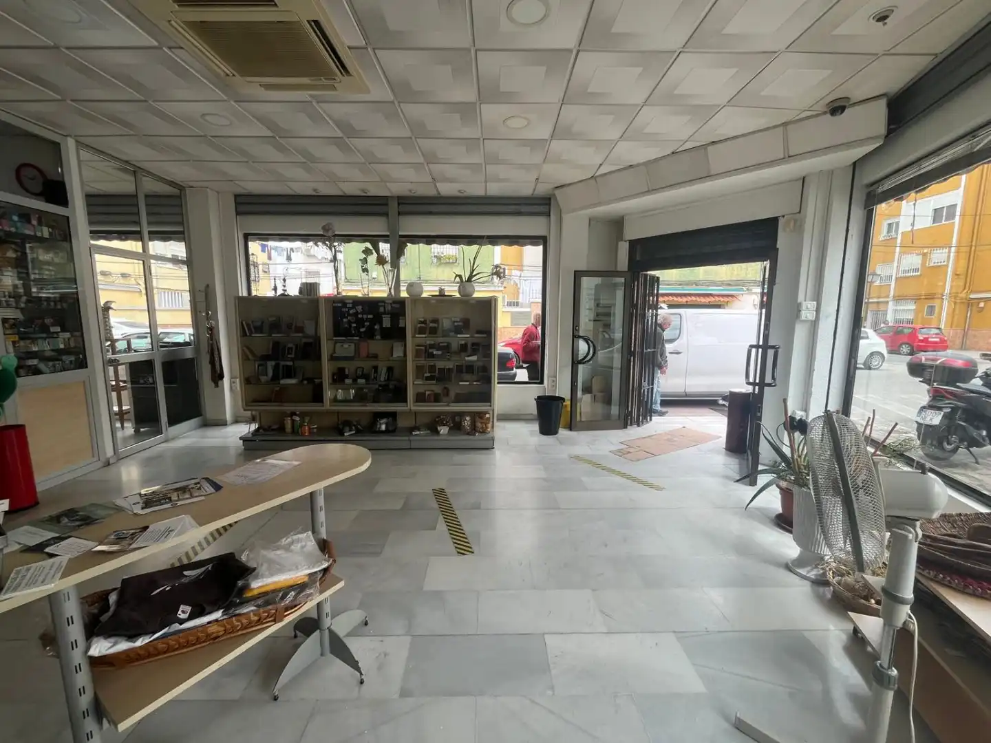 Business premises for sale in Amante Laffon, imagen 7