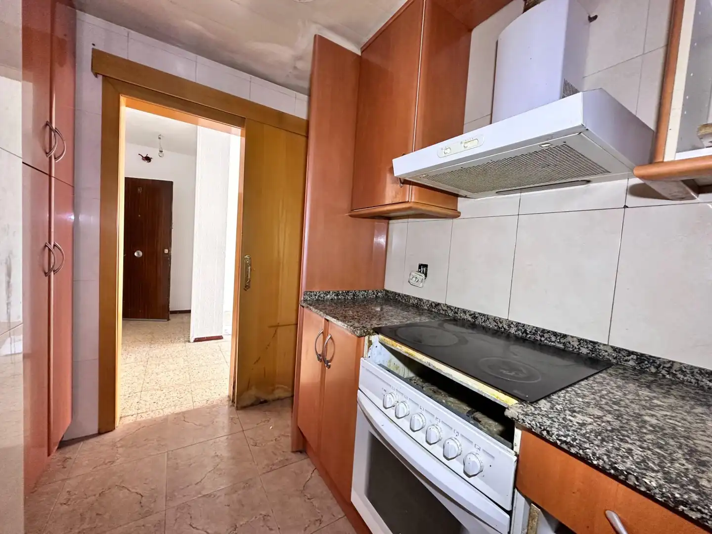 Cuina de Pis en venda en Rubí amb Balcó