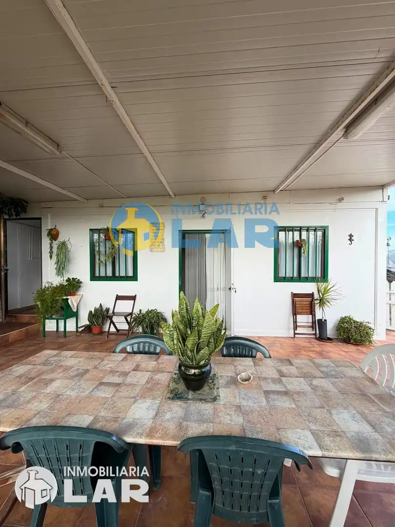 Vista exterior de Terreno en venta en San Juan del Puerto