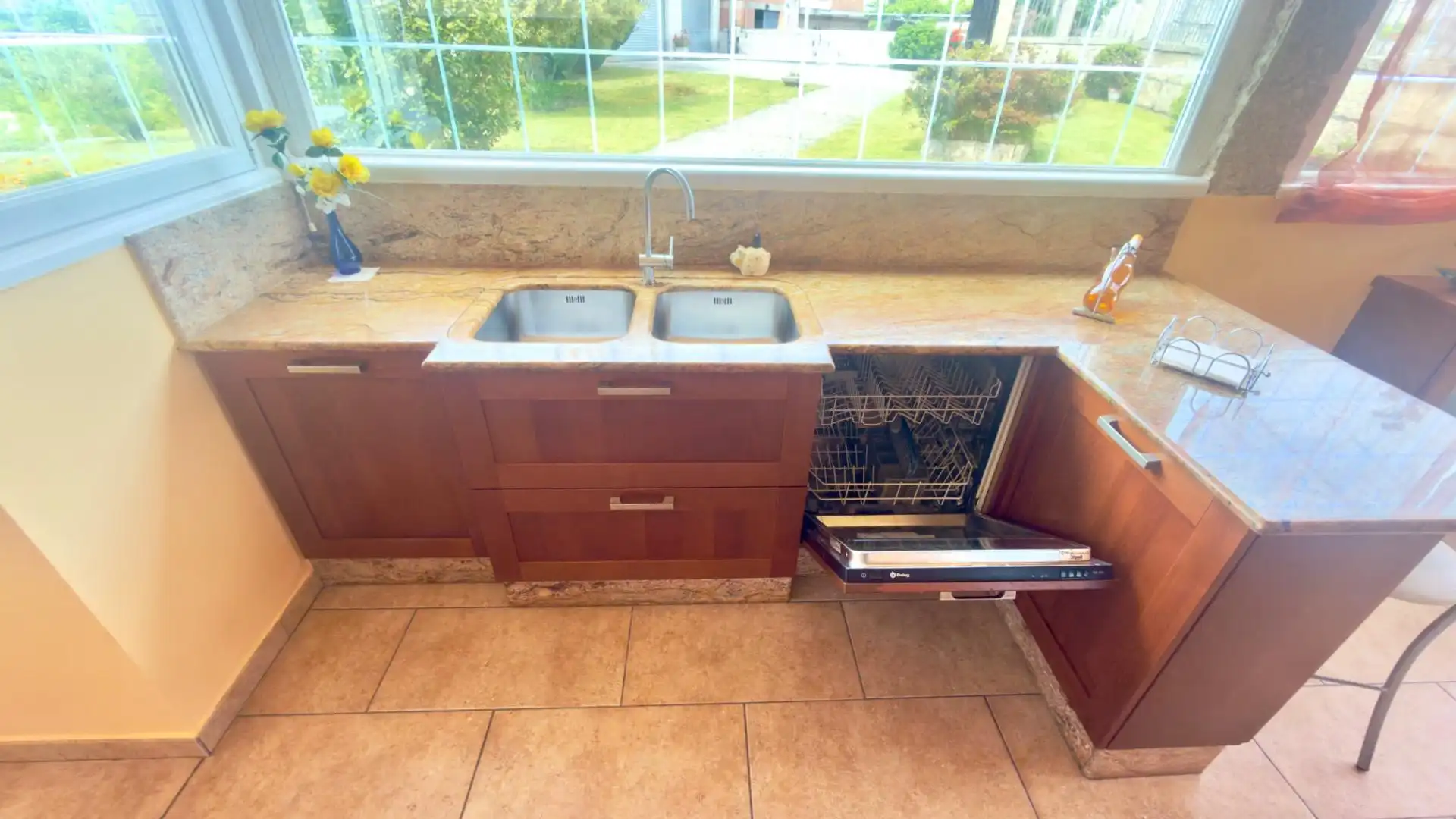 Casa con terraza en venta en Amoeiro, imagen 14