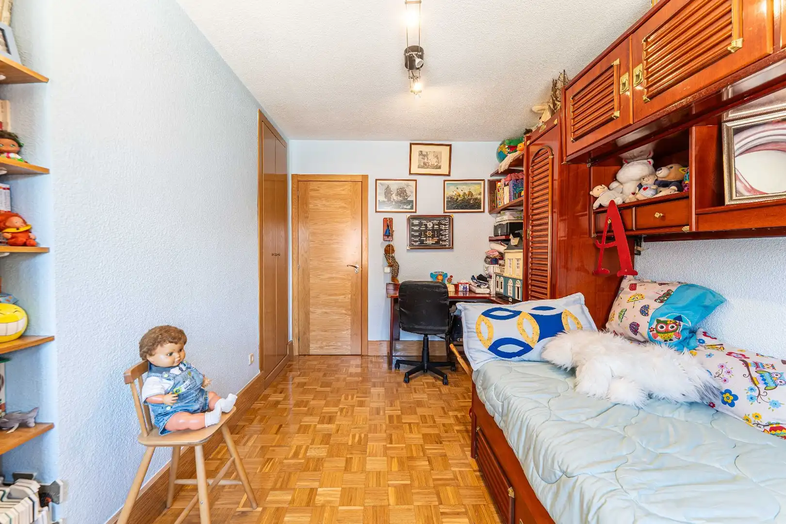 Dormitori de Casa o xalet en venda en Getafe amb Aire condicionat, Calefacció i Jardí privat