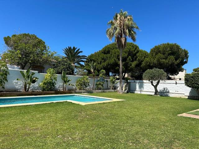 Casa-chalet en Alquiler en Vistahermosa