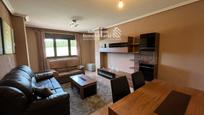 Living room of Flat for sale in Salamanca Capital  with Heating, Storage room and Furnished