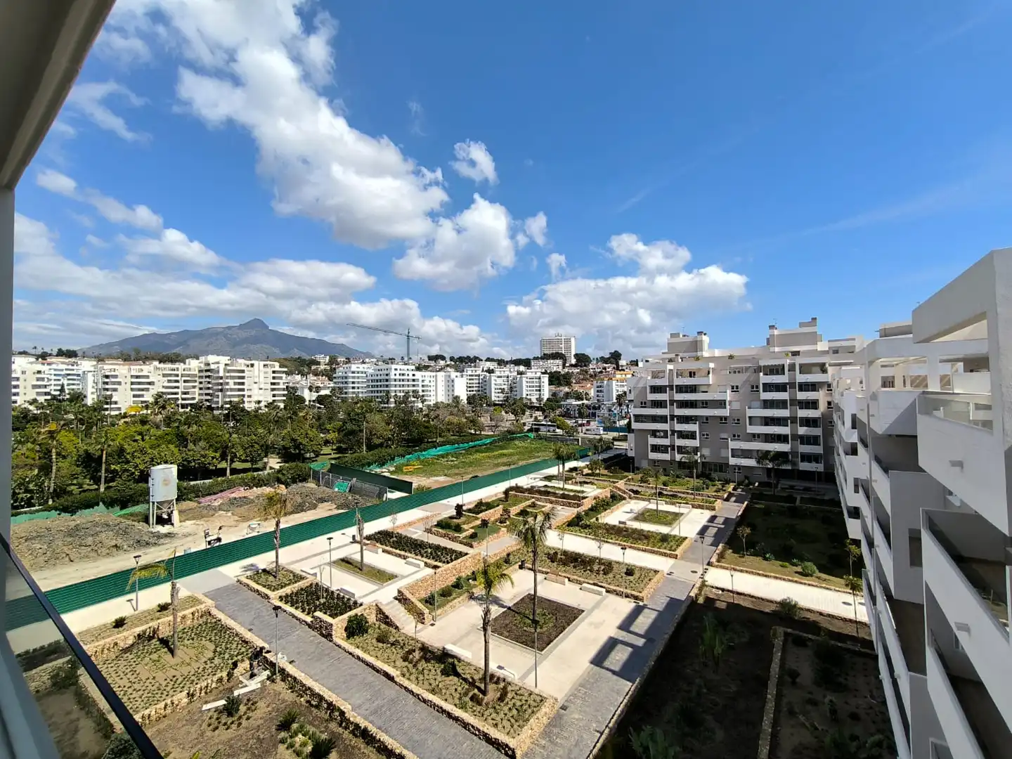 Vista exterior de Apartament de lloguer en Marbella amb Aire condicionat, Terrassa i Traster