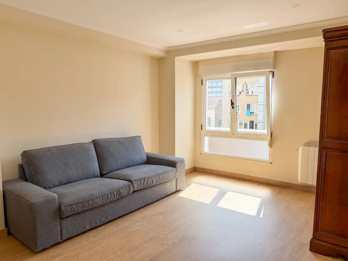 Wohnzimmer von Wohnung zur Miete in Gijón  mit Heizung, Möbliert und Ofen