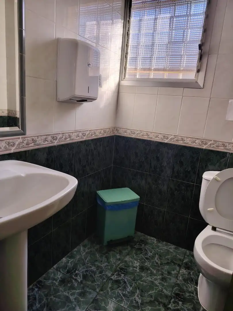 Baño de Edificio en venta en Elda