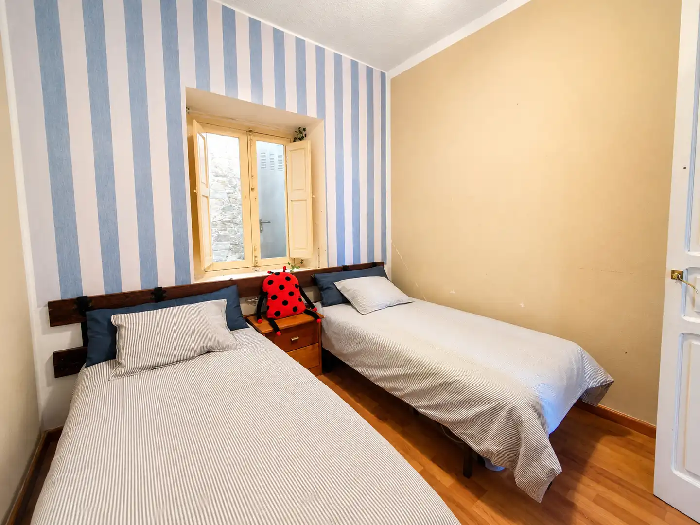 Bedroom of Flat for sale in Cudillero  with Heating, Private garden and Parquet flooring