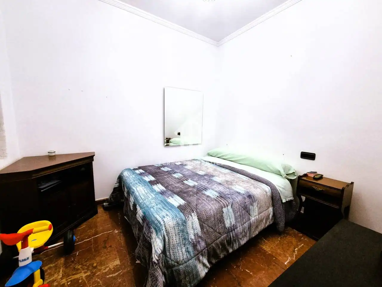 Habitación de Piso en venta en Algarinejo con Balcón