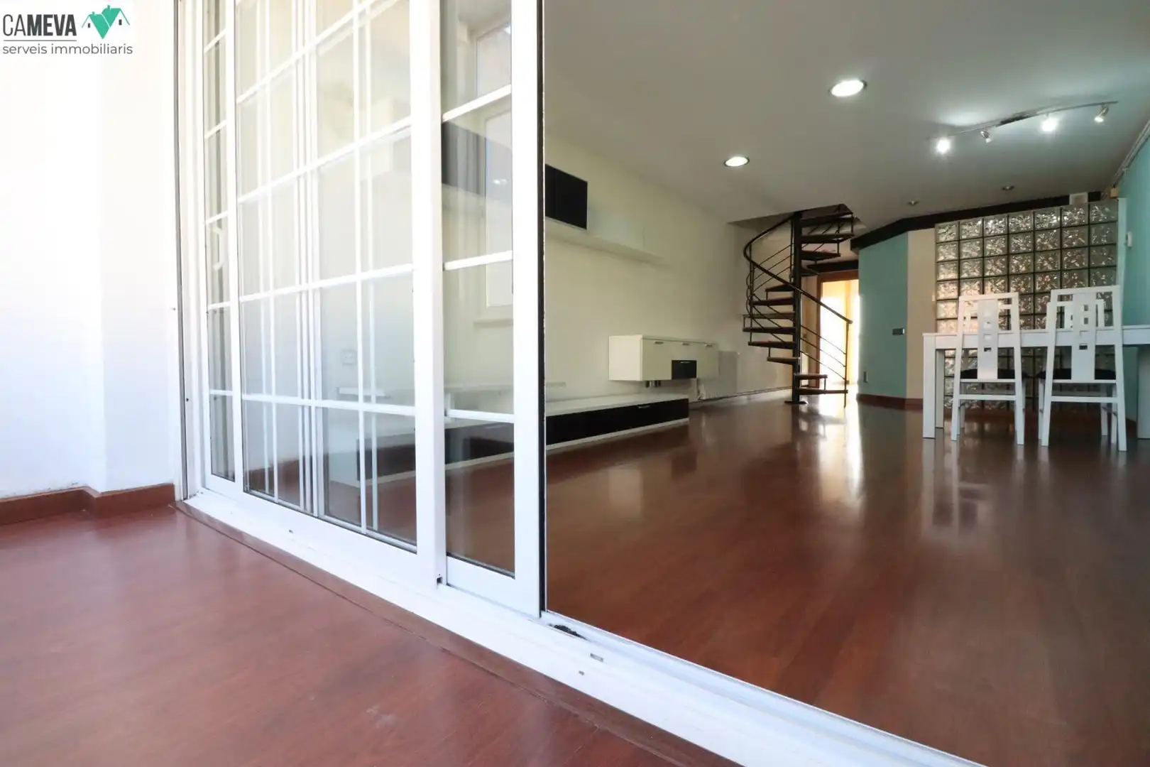 Sala d'estar de Dúplex en venda en Sabadell amb Aire condicionat, Calefacció i Parquet