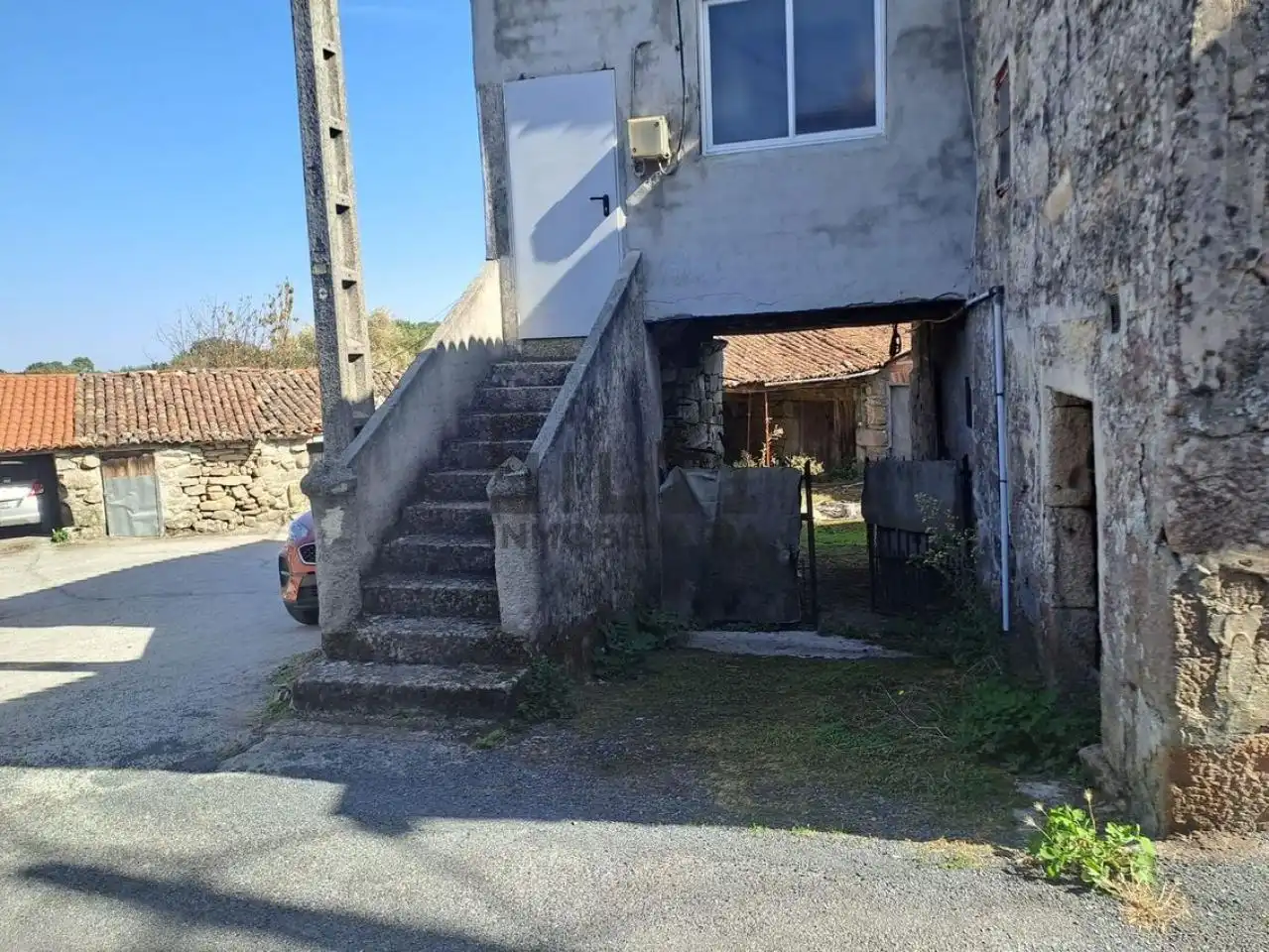 Casa rústica con jardín en venta en Allariz, imagen 2