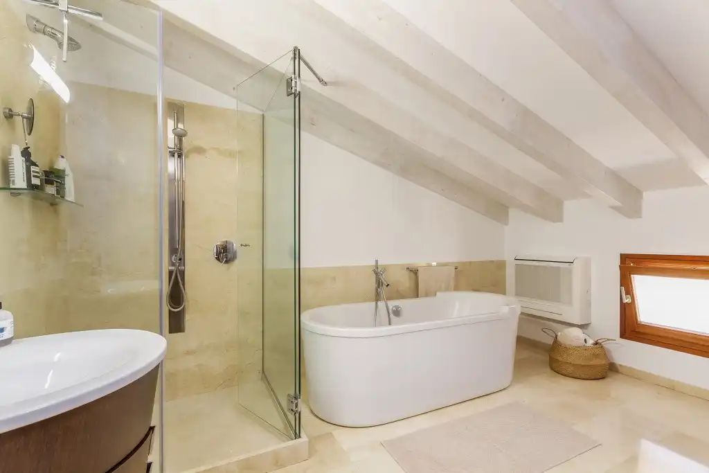 Bathroom of Country homes for sale in Pollença  with Air Conditioner, Heating and Private garden