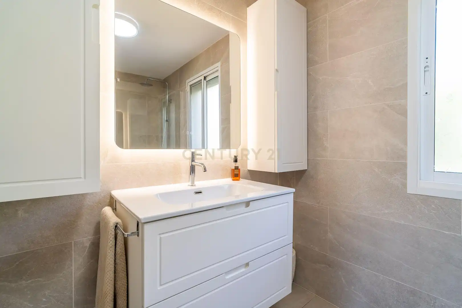 Casa o chalet en venta en CL CASTAÑO EL 7 FUENGIROLA (MÁLAGA), -1, Torreblanca del Sol
