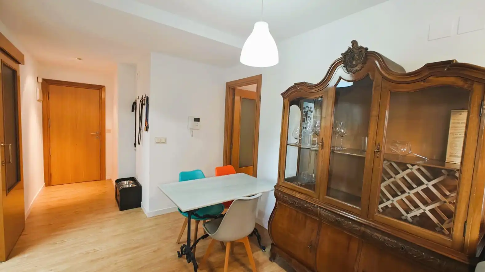 Dining room of Flat for sale in Valencia  with Air Conditioner, Furnished and Oven