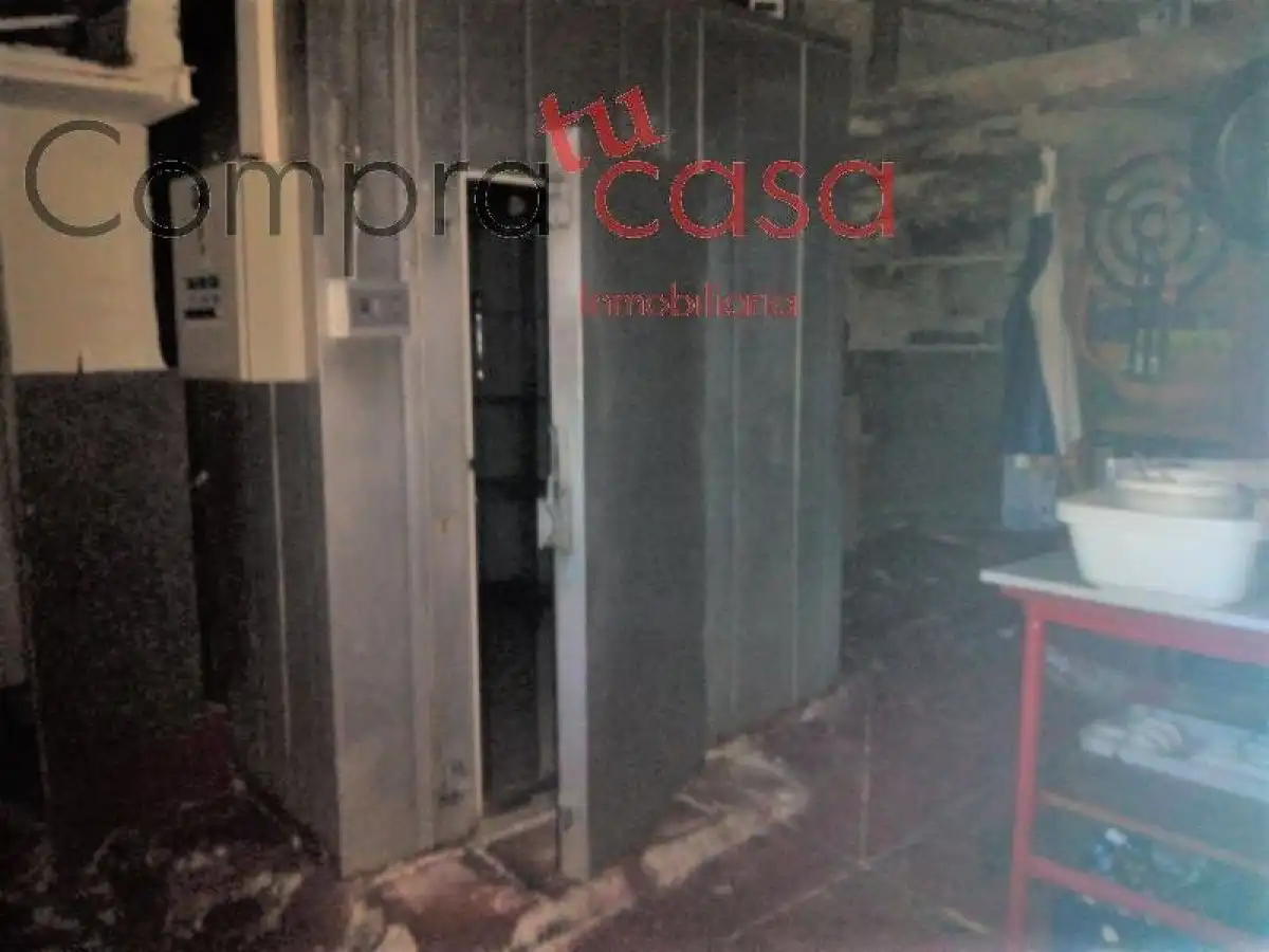 Local comercial en venda a Torrecaballeros, imagen 24
