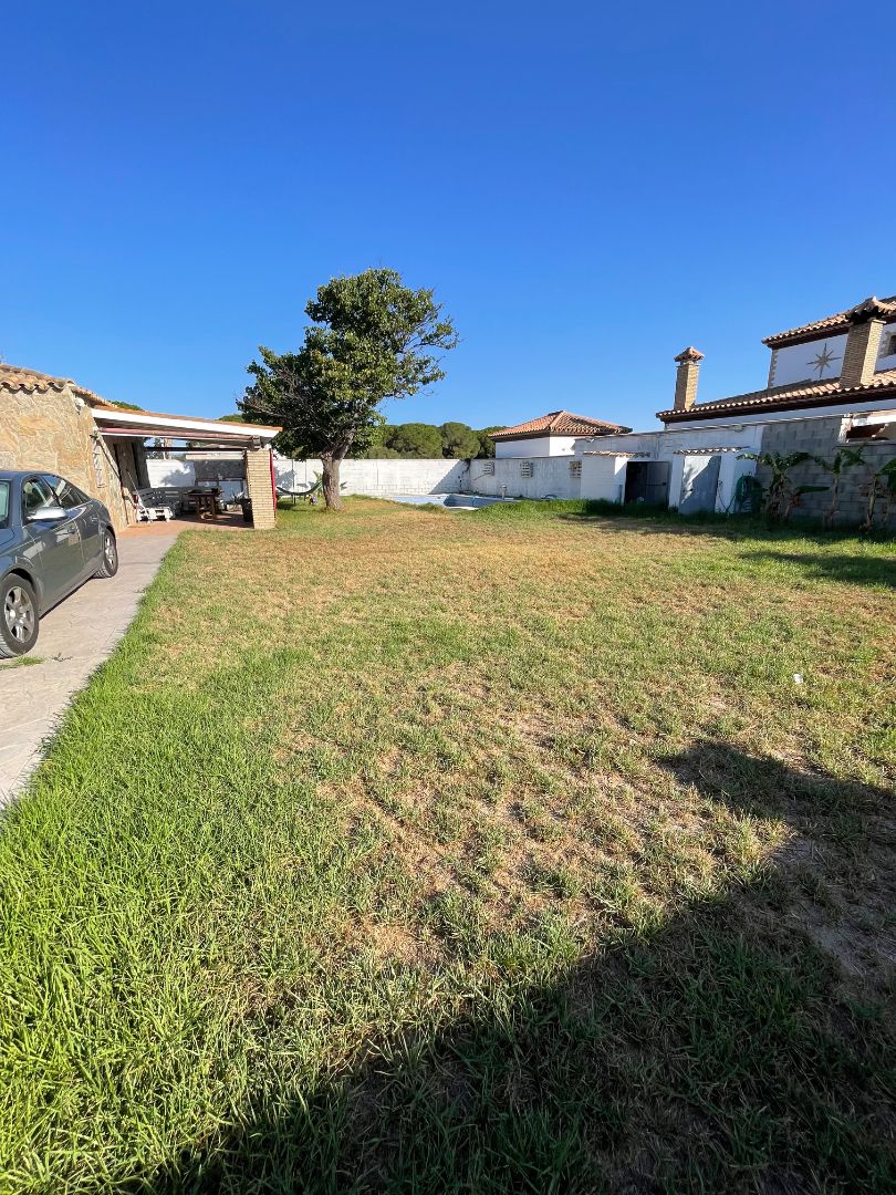 House or chalet for sale in Chiclana de la Frontera  with Private garden, Storage room and Swimming Pool