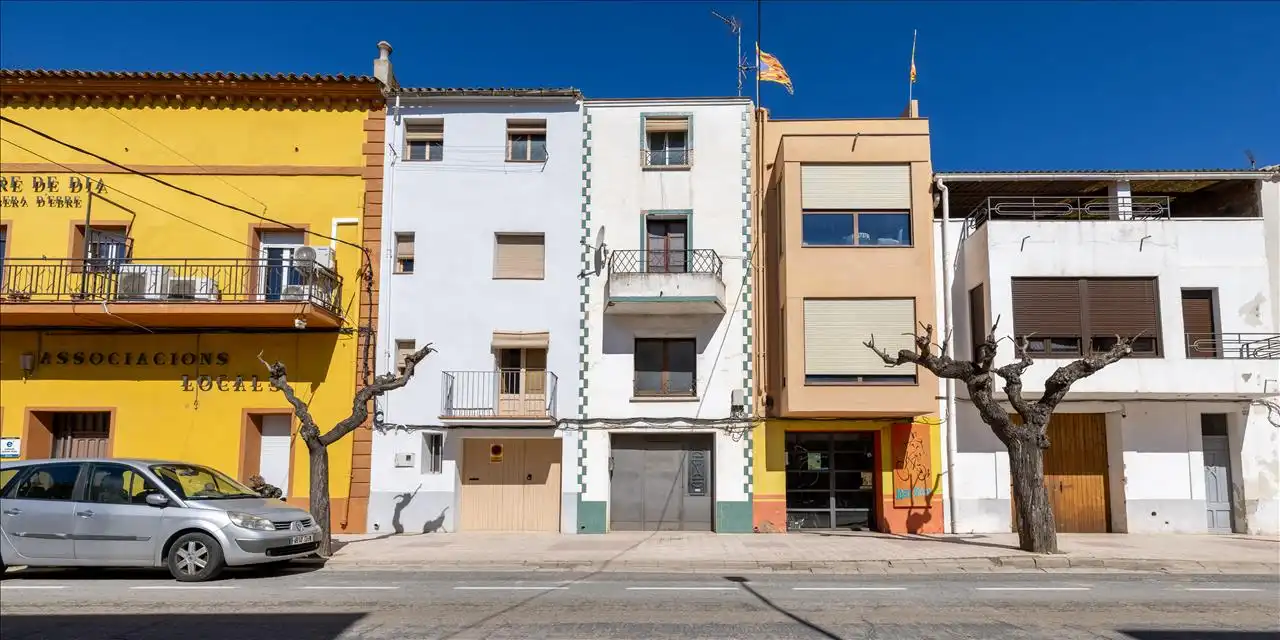 Vista exterior de Casa adosada en venta en Corbera d'Ebre con Terraza y Trastero