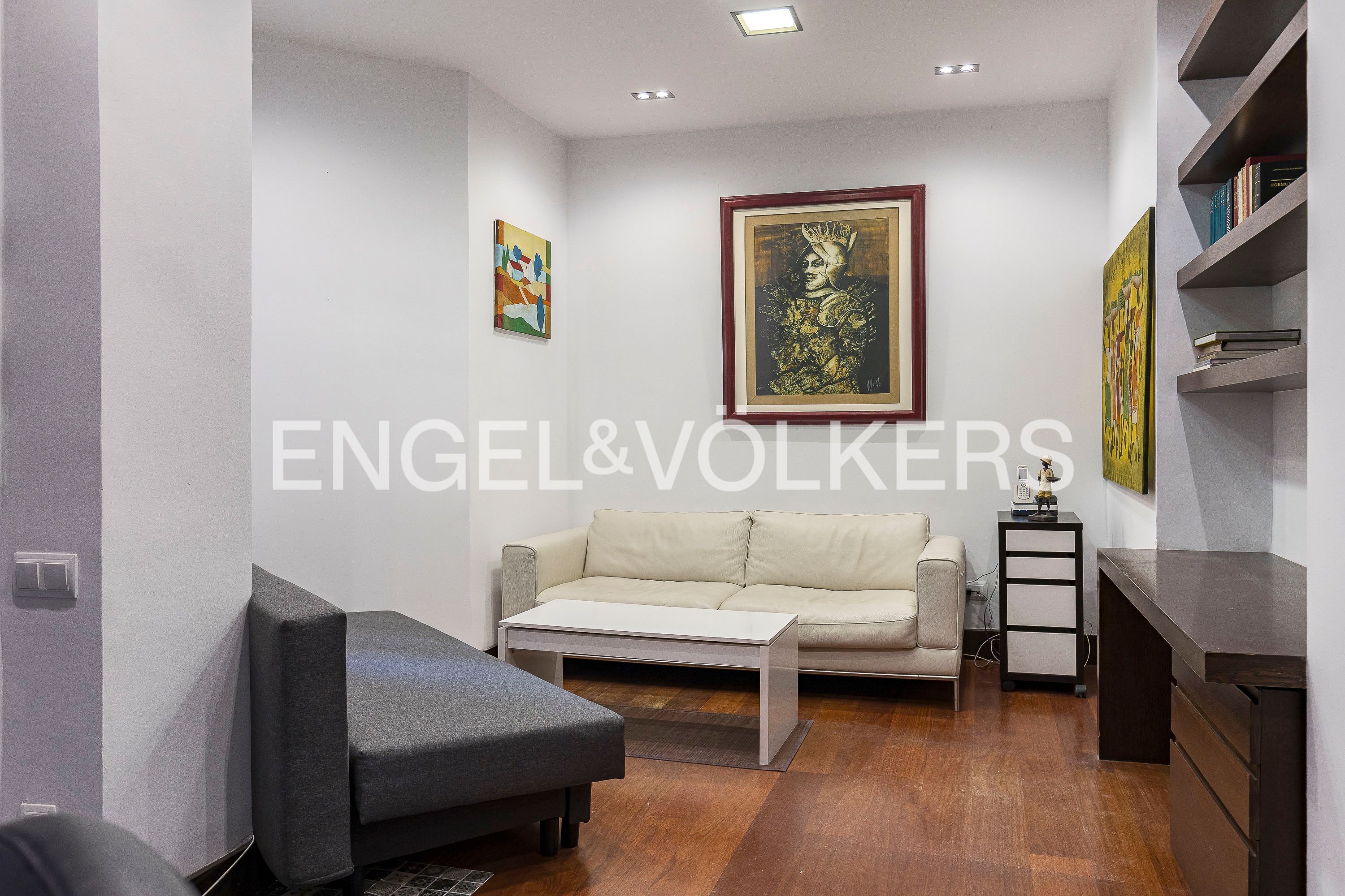 Living room of Apartment to rent in  Madrid Capital  with Air Conditioner, Heating and Storage room