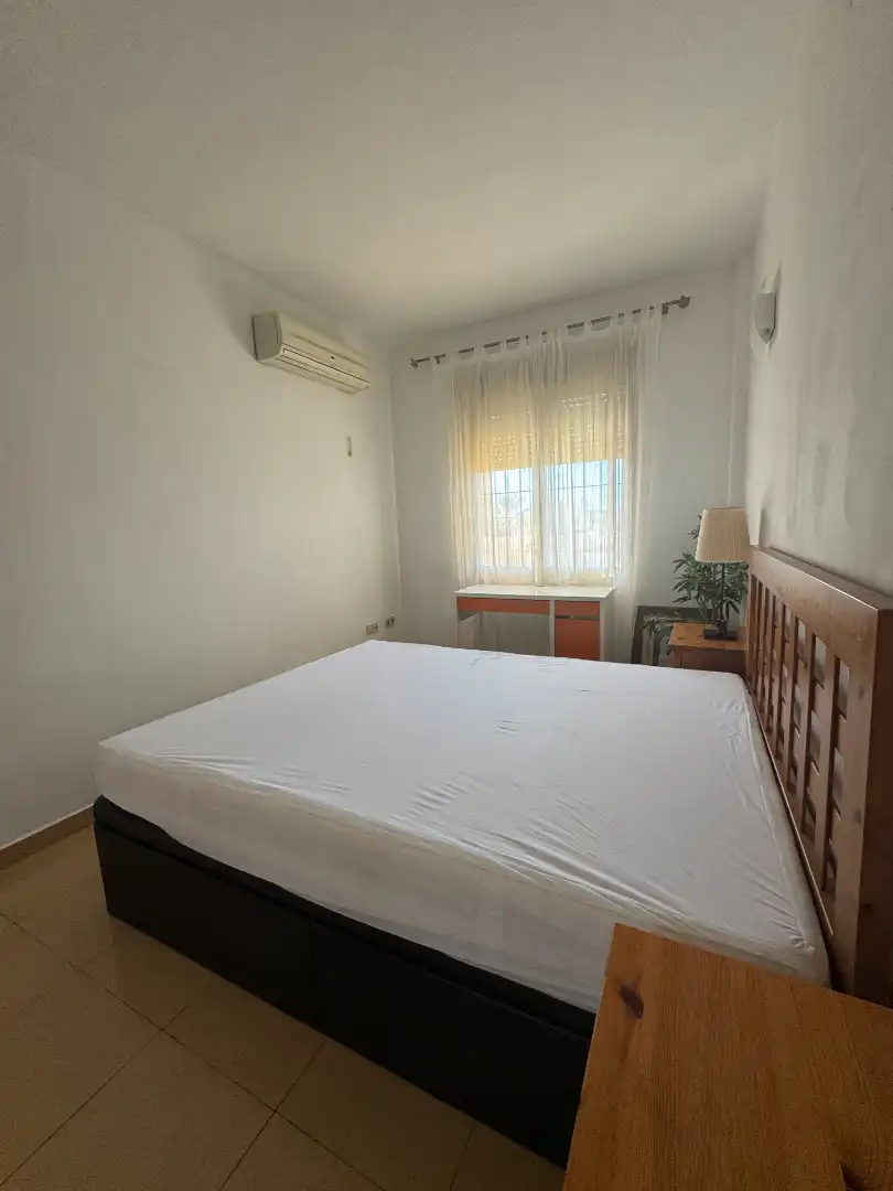 Habitación de Piso de alquiler en Benalmádena con Aire acondicionado, Calefacción y Terraza