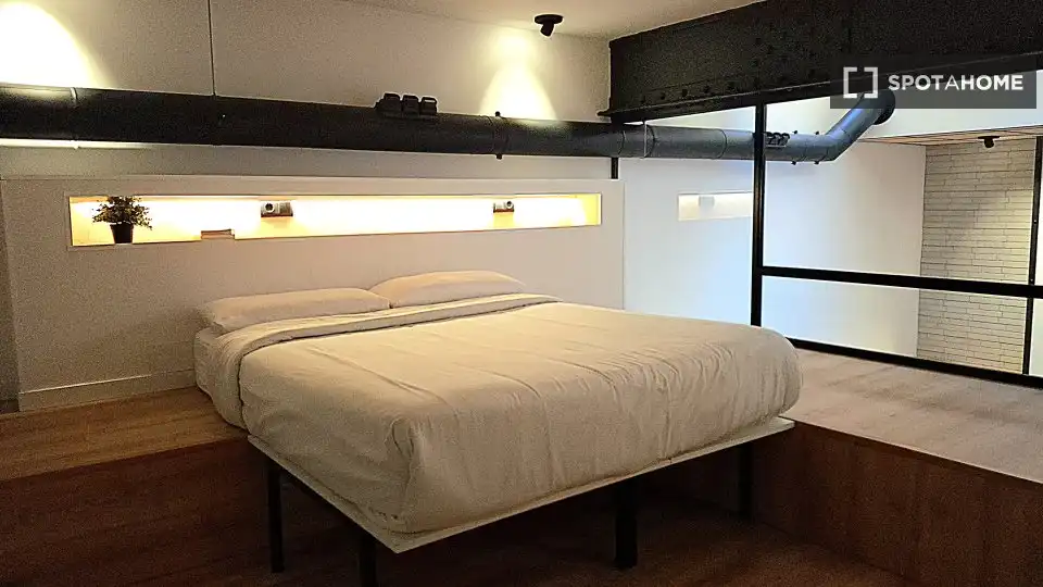 Habitación de Piso de alquiler en Madrid con Aire acondicionado, Calefacción y Amueblado