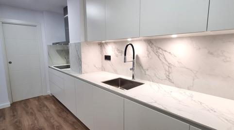 Foto 5 de Piso de alquiler en Avinguda de Martí Pujol, Centre, Barcelona