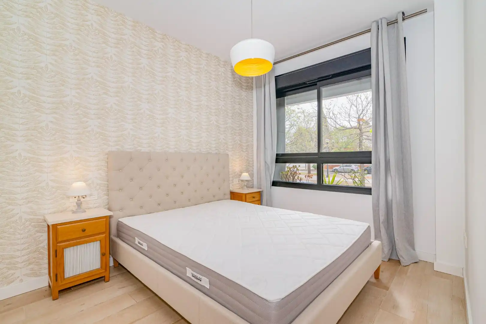 Schlafzimmer von Wohnungen zur Miete in Granada mit Klimaanlage, Heizung und Terrasse
