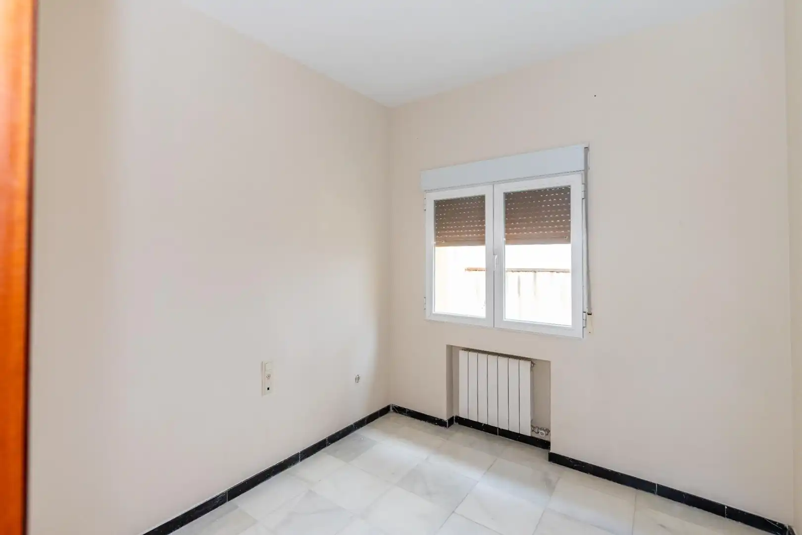 Habitación de Piso de alquiler en Granada con Aire acondicionado, Calefacción y Terraza