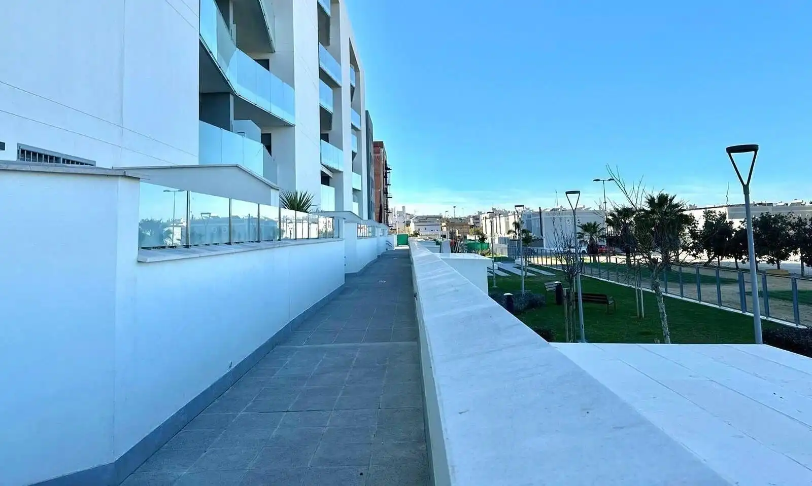 Exterior view of Flat for rent in Jerez de la Frontera  with Air Conditioner, Heating and Parquet flooring