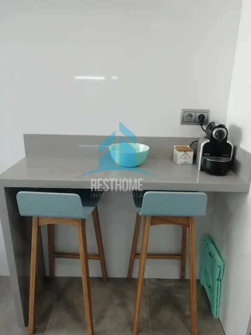 Cocina de Apartamento de alquiler en Cullera con Aire acondicionado, Jardín privado y Terraza
