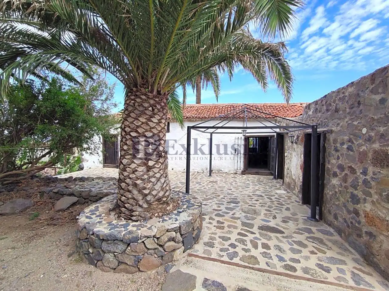 Country homes for sale in Buenavista del Norte