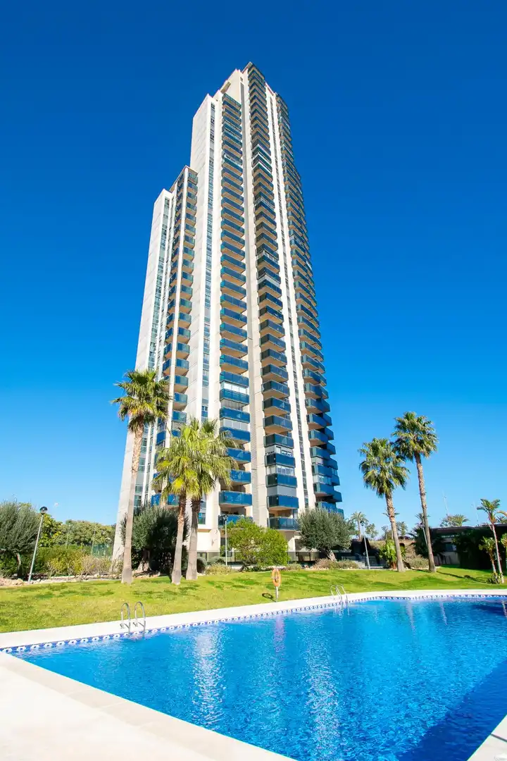 Exterior view of Apartments for rent in Benidorm  with Air Conditioner, Private garden and Terrace