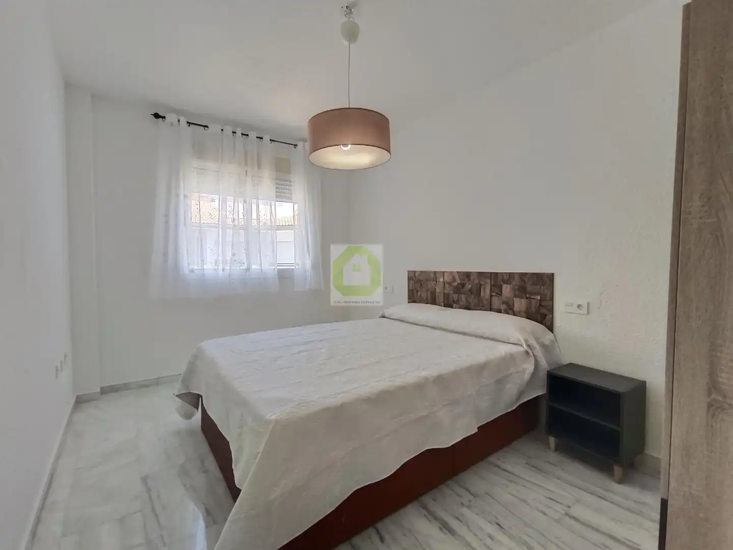 Bedroom of Flat for share in Armilla  with Furnished