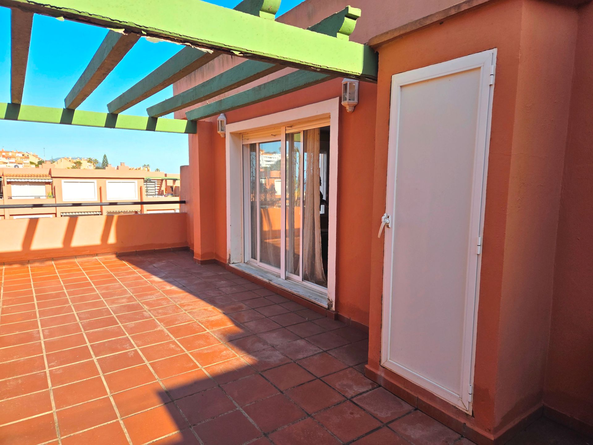 Terrace of Attic for sale in Algeciras  with Terrace and Community pool
