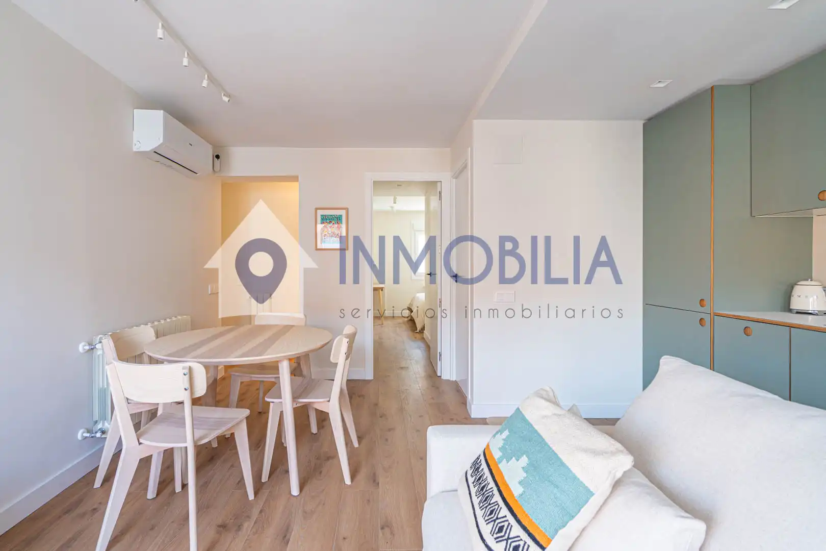 Bedroom of Flat for sale in Madrid  with Air Conditioner, Heating and Terrace