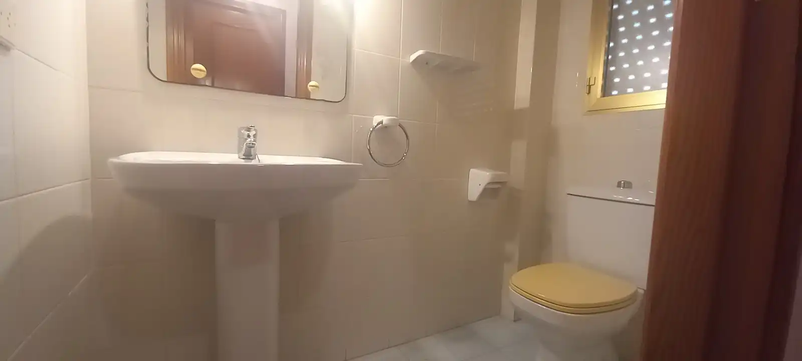 Baño de Casa adosada de alquiler en Gandia con Terraza, Amueblado y Horno