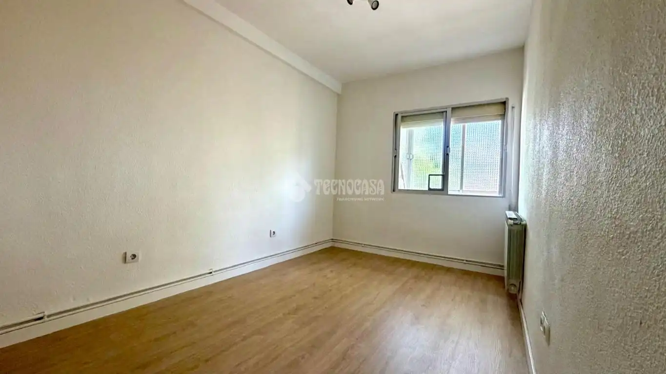 Habitación de Piso en venta en Madrid con Aire acondicionado y Calefacción