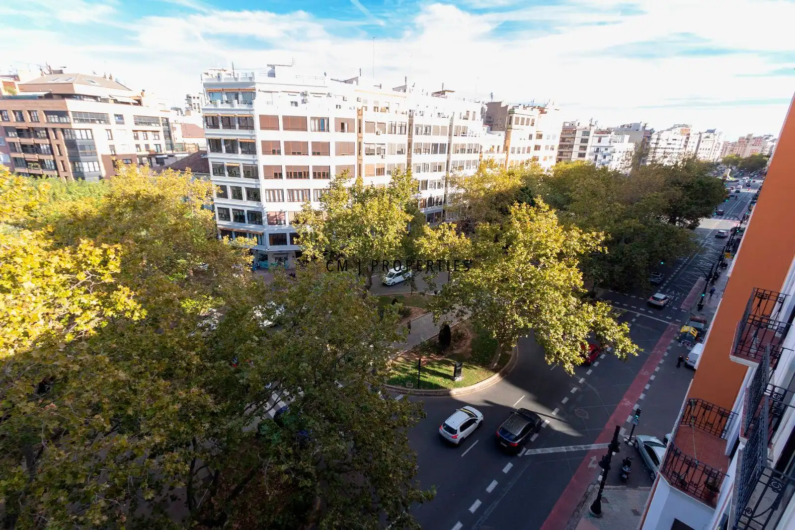 Exterior view of Office for rent in Valencia  with Air Conditioner, Heating and Furnished
