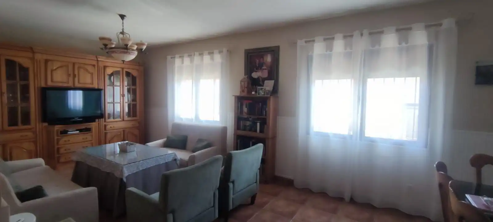 Sala d'estar de Casa o xalet en venda en Cobeja amb Calefacció i Moblat