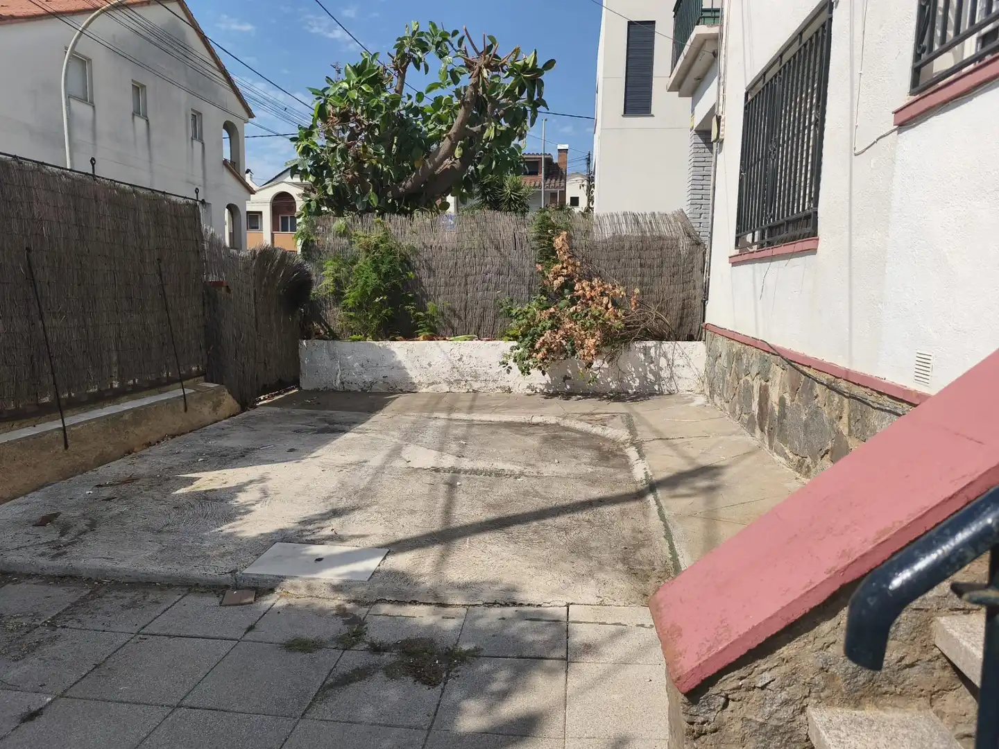 Parkplatz von Wohnung zur Miete in Viladecans mit Klimaanlage, Heizung und Privatgarten