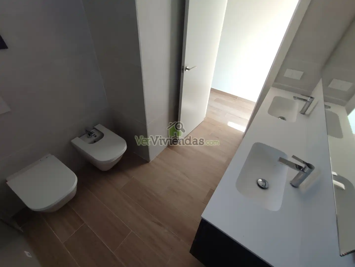 Casa o xalet en venda a Carrer Puig de Mira, 28, Sant Esteve Sesrovires